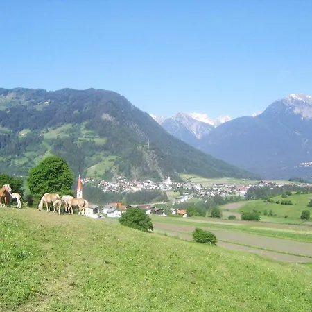In Arzl-wald With Mountain Views, Cleaning Included Arzl im Pitztal