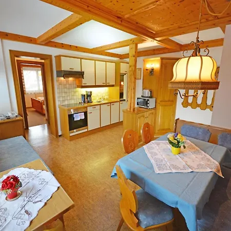 In Arzl-wald With Mountain Views, Cleaning Included * Arzl im Pitztal
