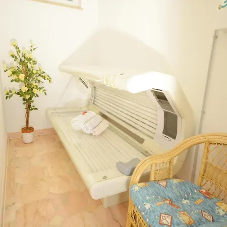 In Arzl-wald With Mountain Views, Cleaning Included *